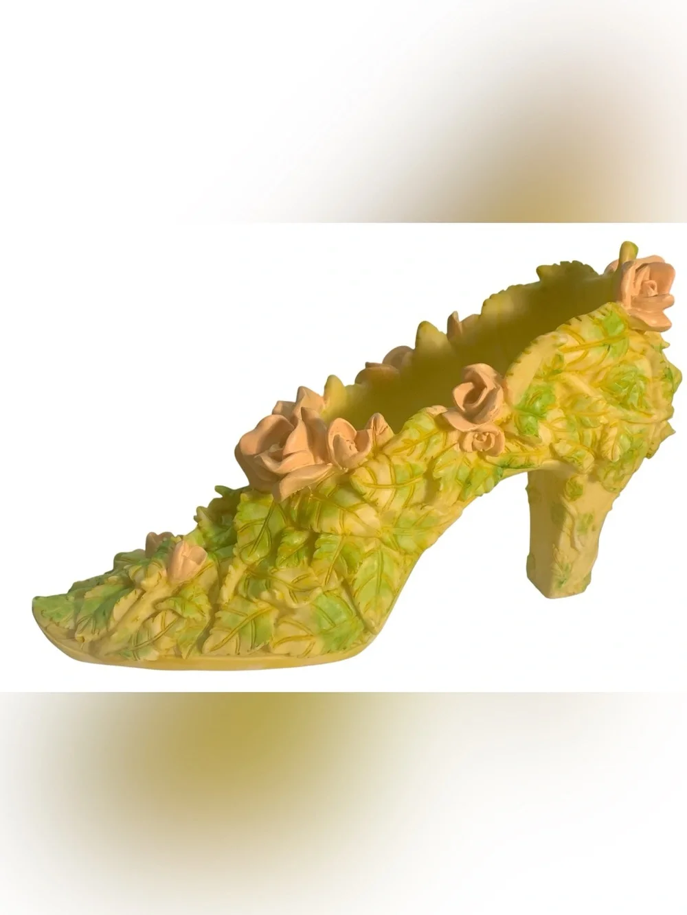 Vintage Whimsical High Heel  Figurine. Pastel Yellow With Lovely Pink Roses🩷💚💛